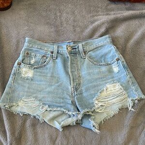 501 Levi’s shorts